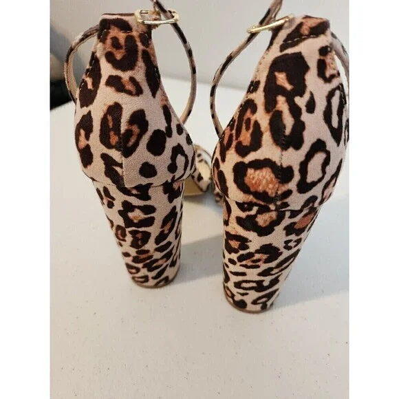 LULUS - LEOPARD Faux Suede ANKLE STRAP Open-Toe HEELS sz 7.5 see pic for wear - Picture 5 of 9